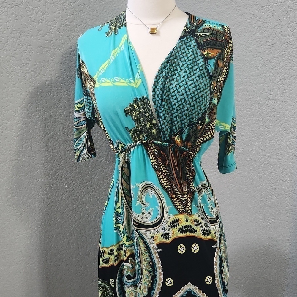 Bohemian Paisley Dress Size Medium 3/4 Sleeves V Neckline - Picture 3 of 6